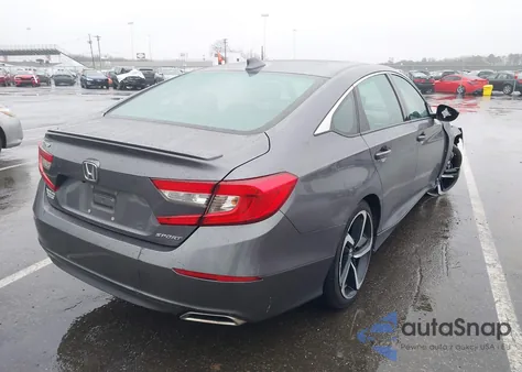 2018 Honda Accord Sport z USA, uszkodzony, nr VIN 1HGCV1F35JA215408